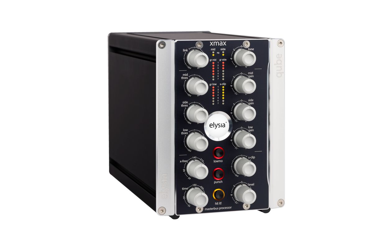 elysia xmax qube